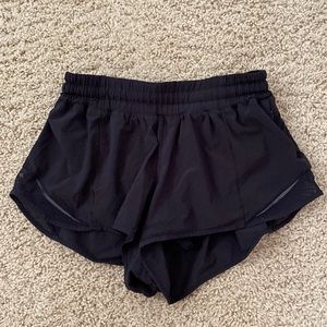 Lululemon Hotty hot shorts